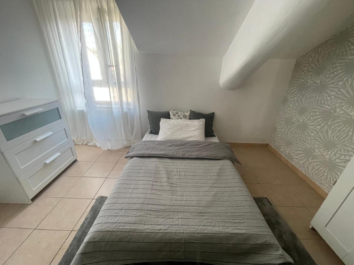 Mansarda Di Nolo-Mm Pasteur-Red Line Apartment Milan Luaran gambar